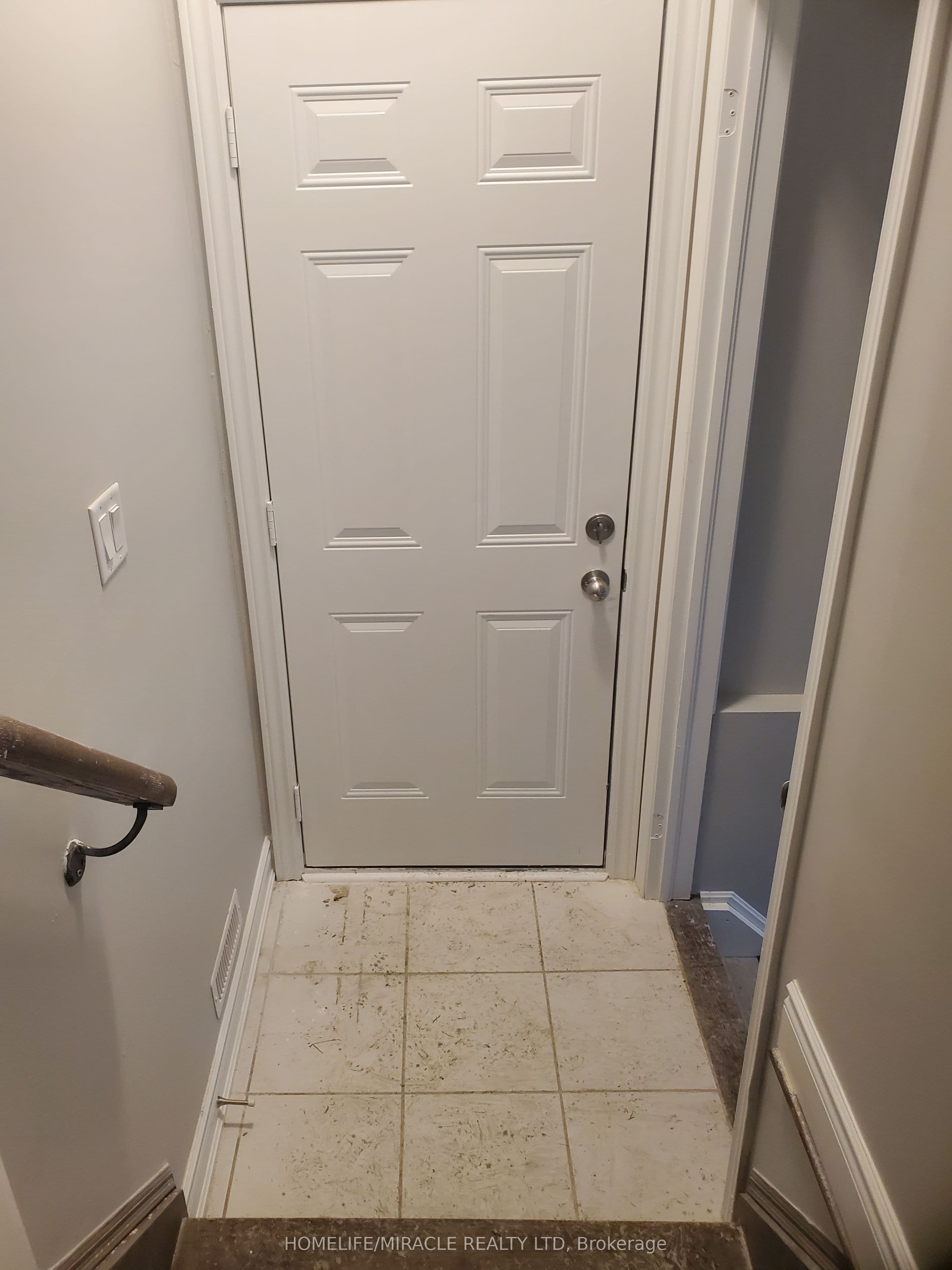 18 Bachelor Street — photograph 2