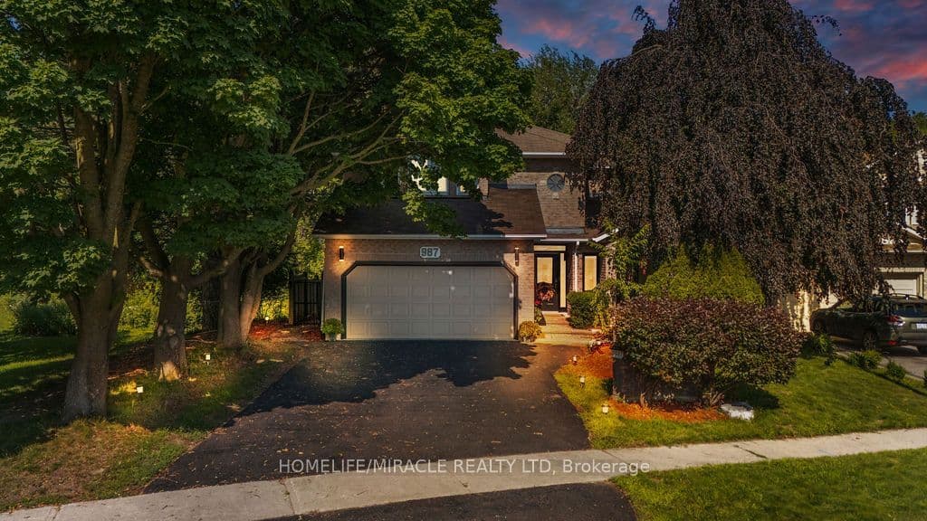 987 Copperfield Drive — photograph 2