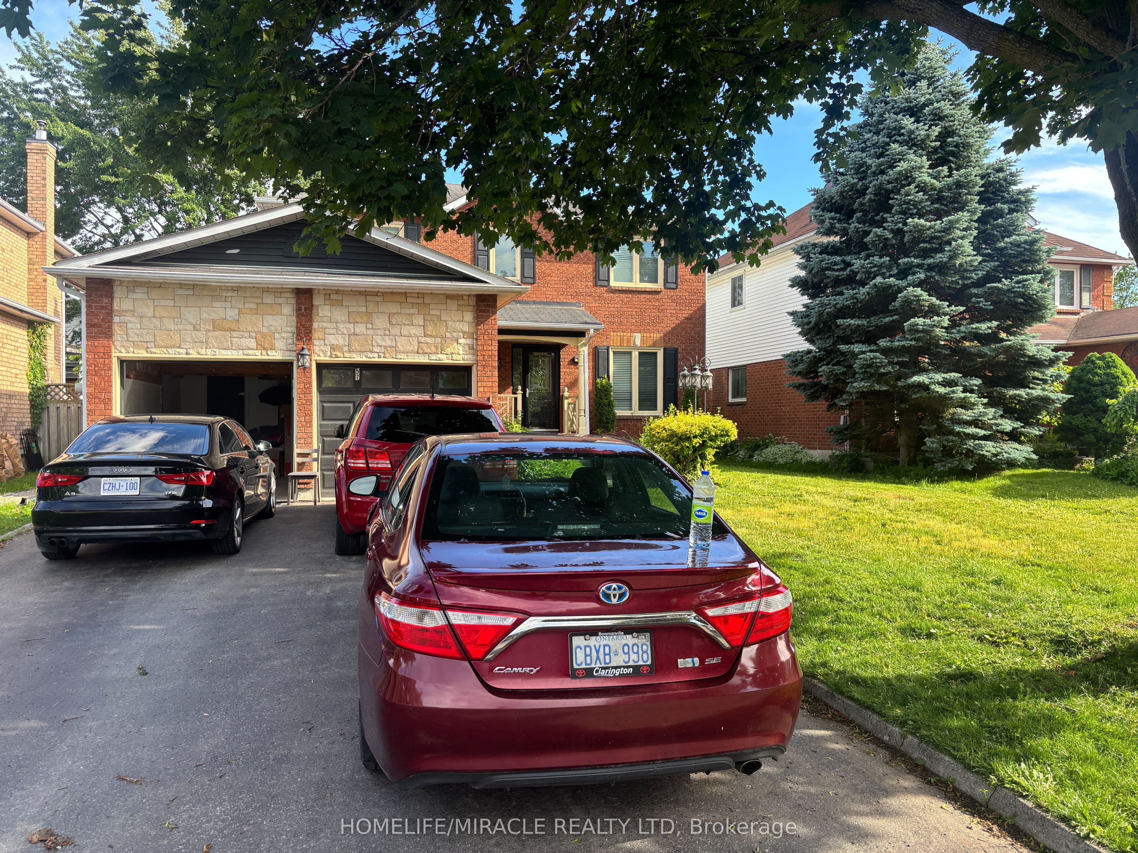 57 Rutherford Drive — photograph 2