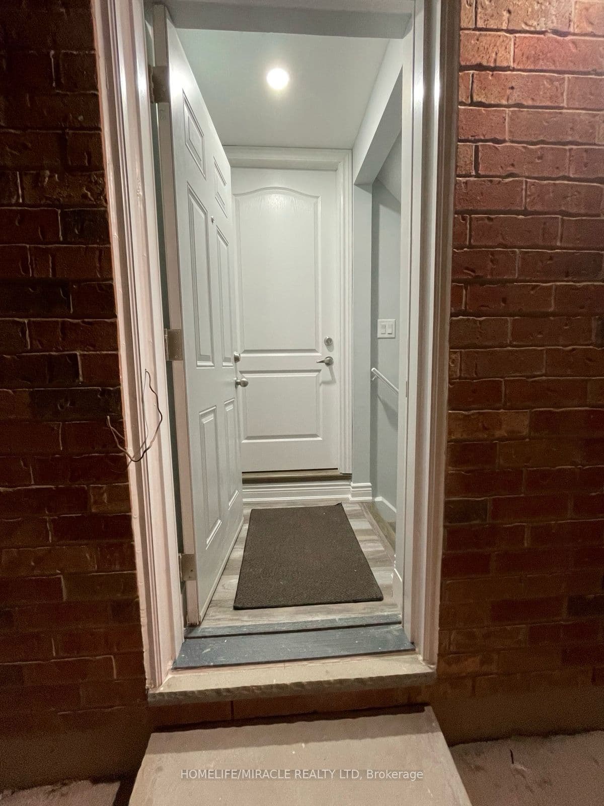 80 Reichert Court #1, Milton