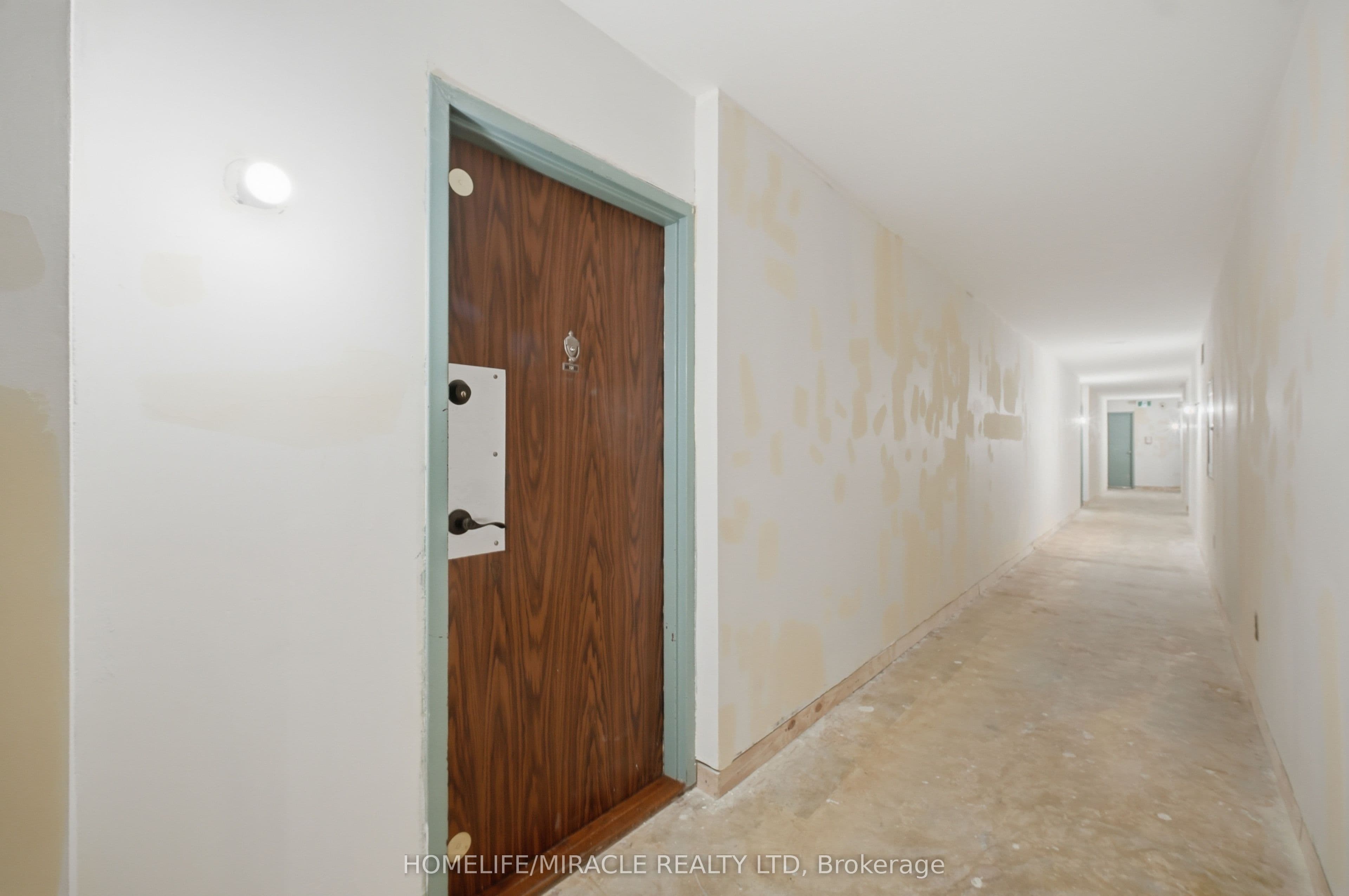 301 Prudential Drive #701 — photograph 3