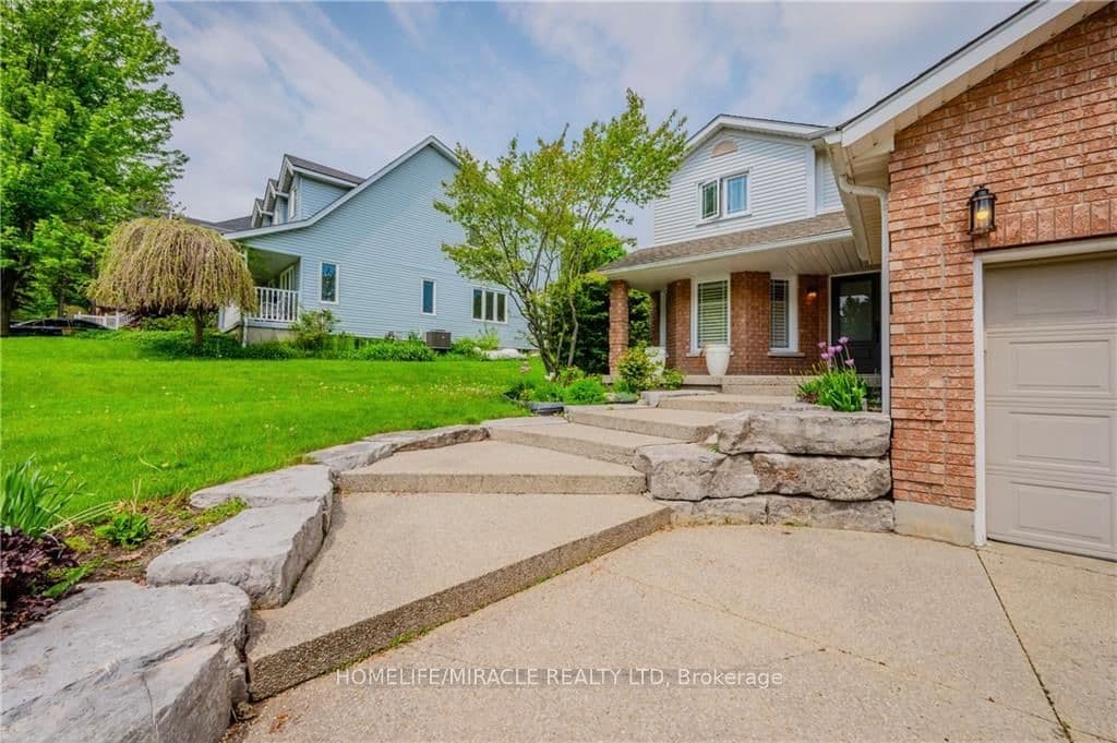 132 Trussler Road — photograph 3