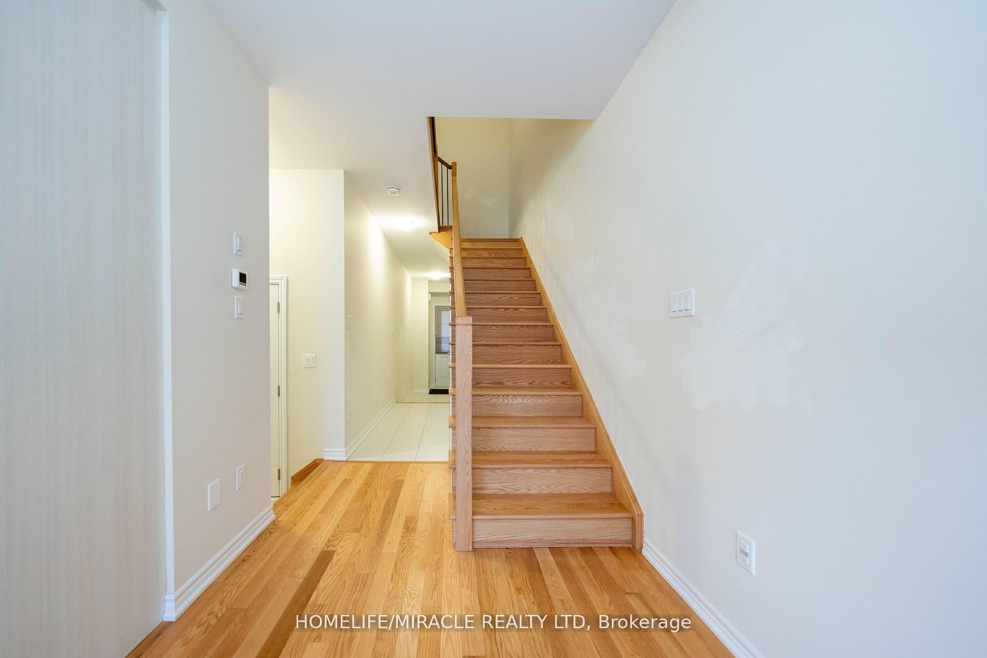 1420 Oakmont Common — photograph 4