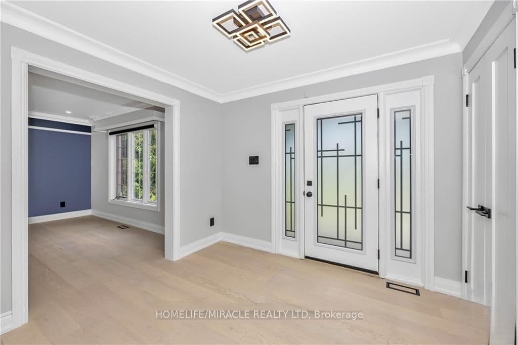 141 Kerry Hill Crescent — photograph 4