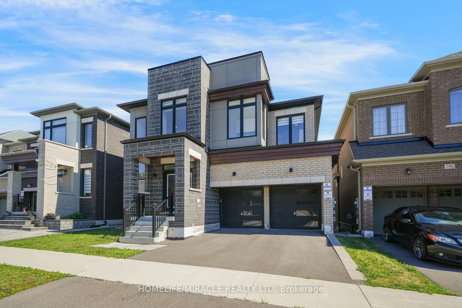 194 Boundary Boulevard — featured photograph