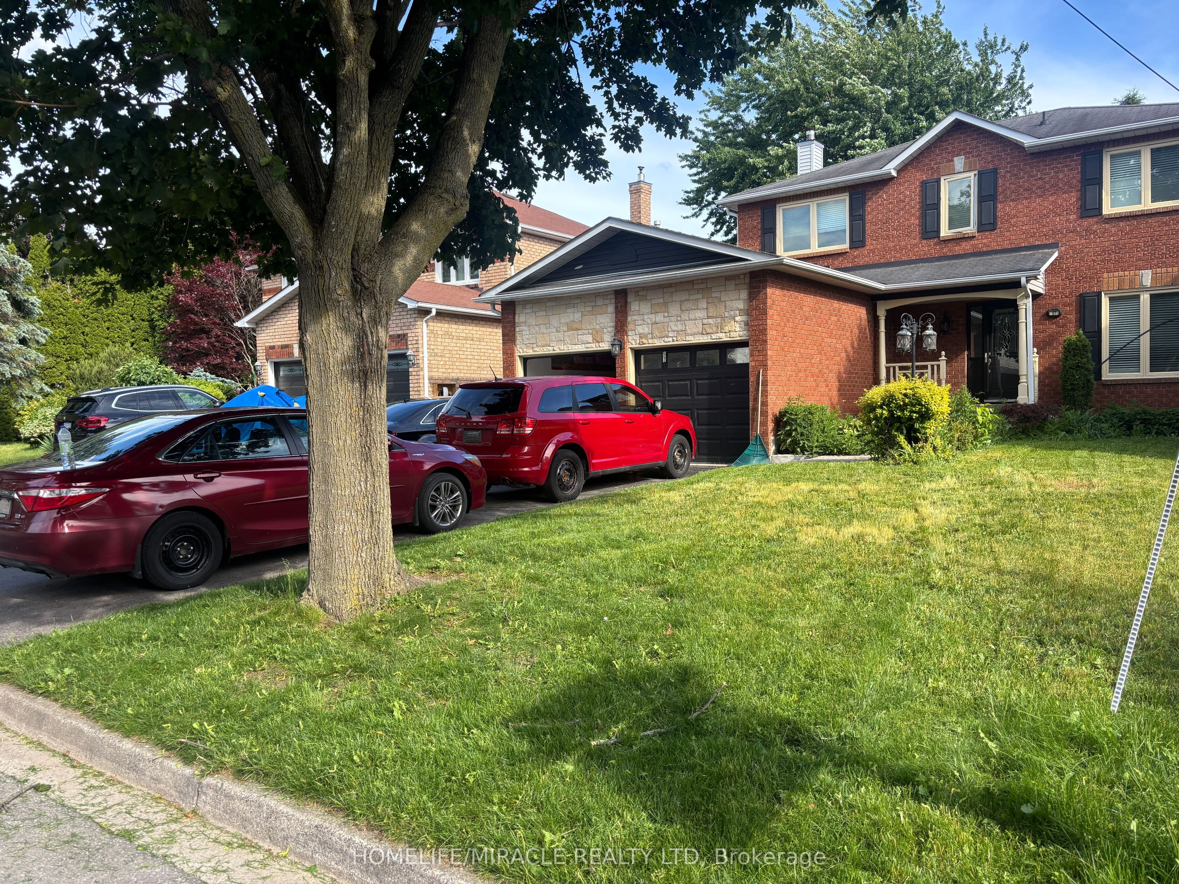 57 Rutherford Drive — photograph 3