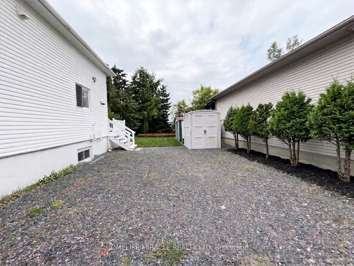 279 Mountain Street — photograph 4