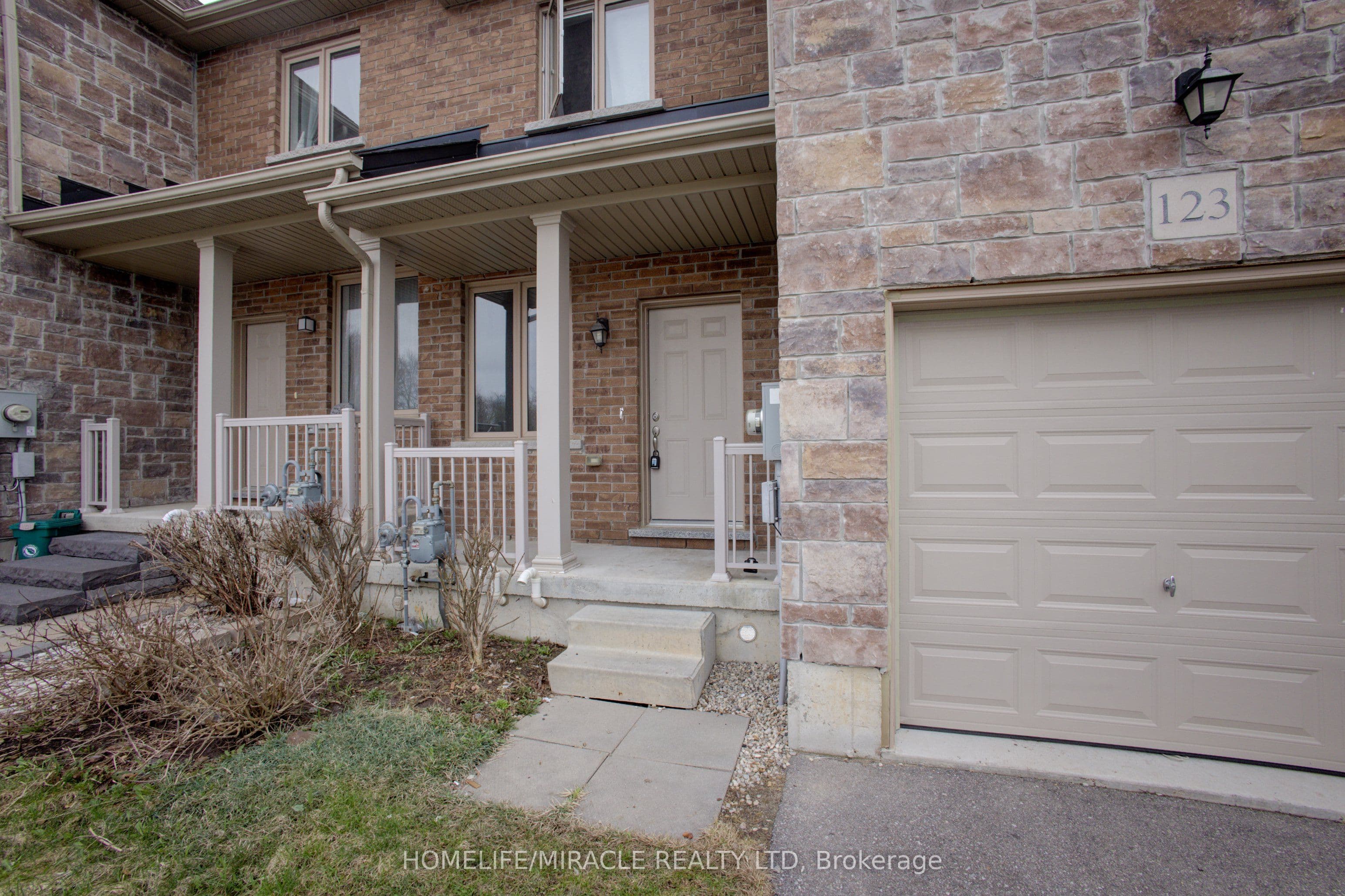 123 Samuel Drive — photograph 4