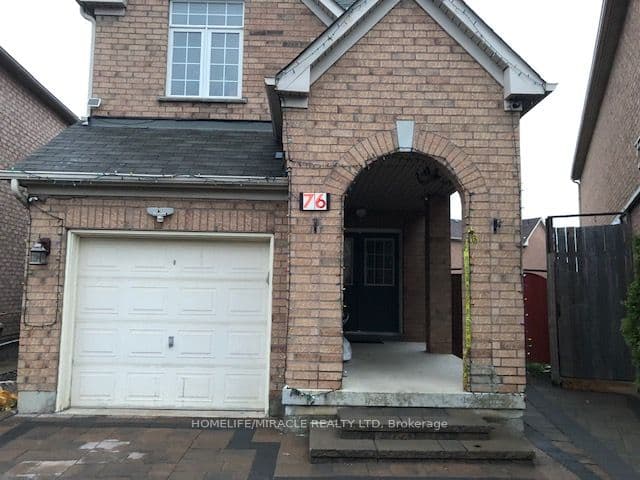 76 Jack Monkman Crescent — photograph 2
