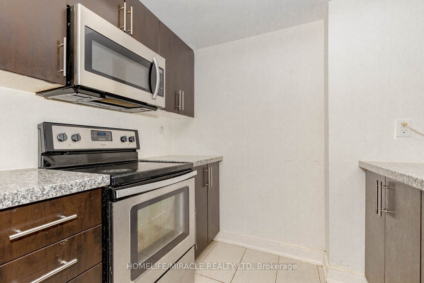 100 Dufay Road #29 — photograph 3