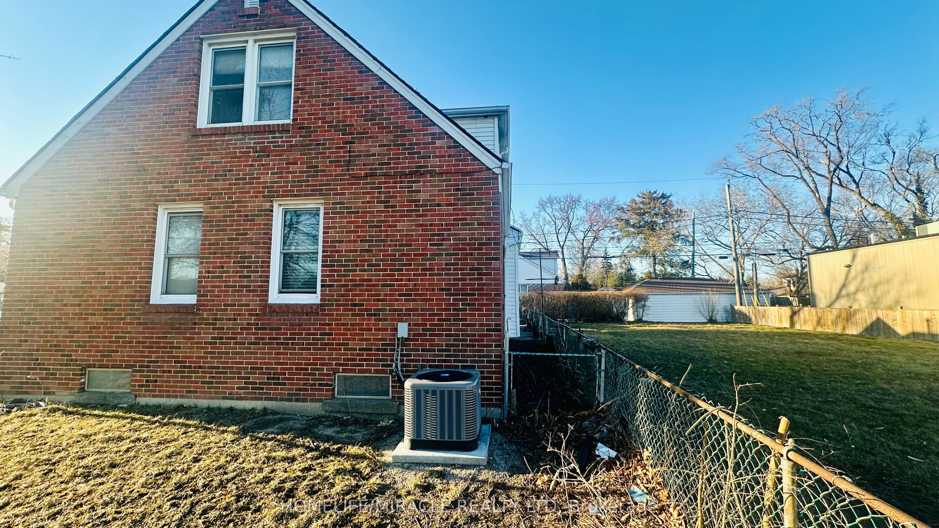 486 Matthew Brady Avenue — photograph 5