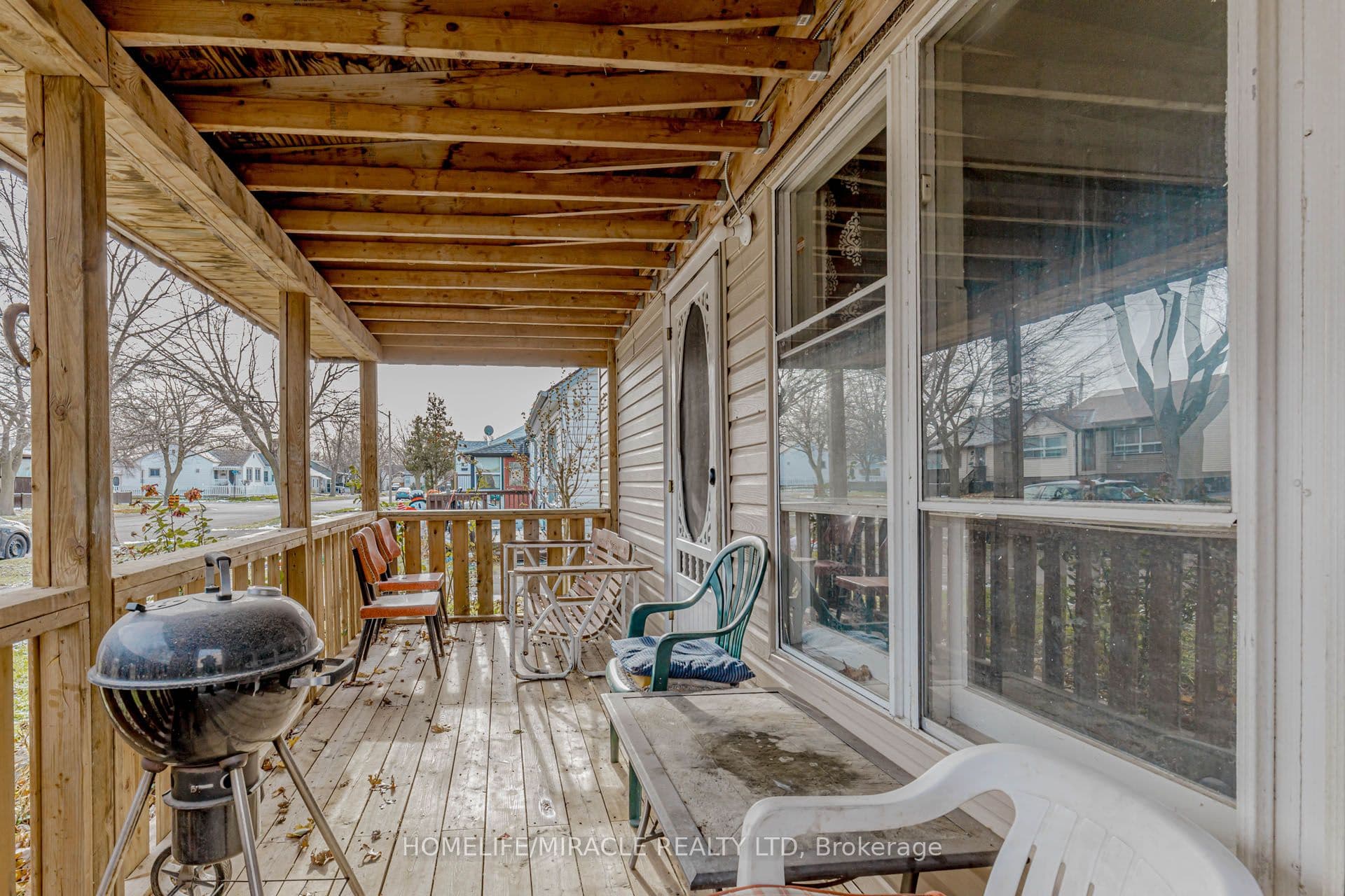 107 Dover Road — photograph 4