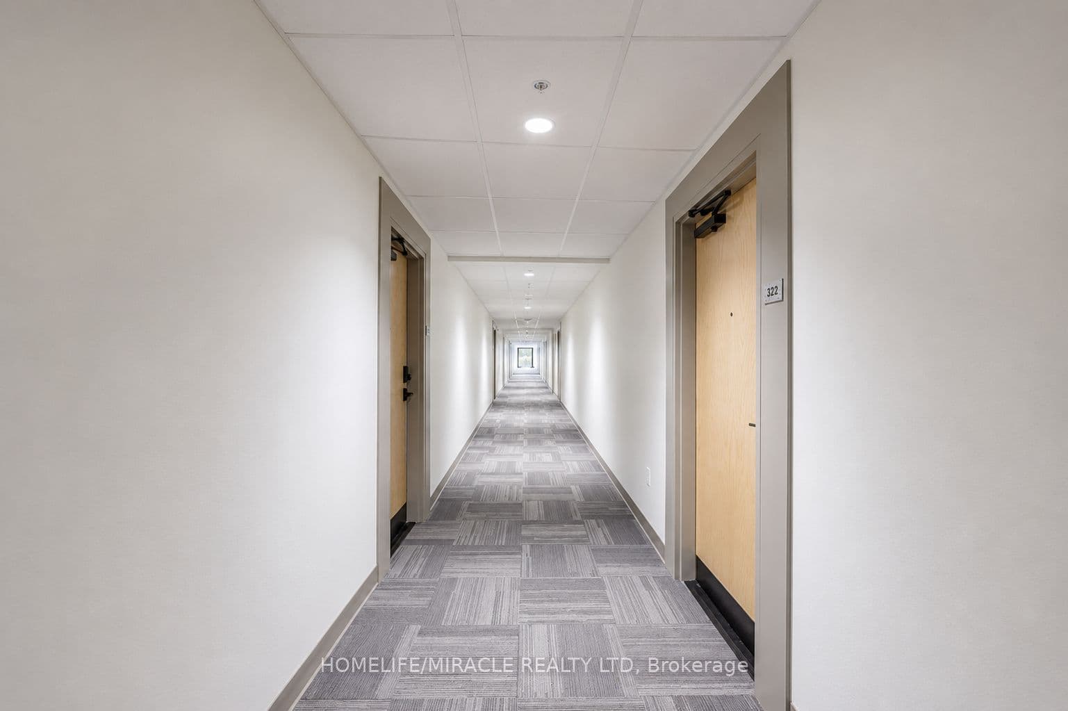 121 Mary Street #322 — photograph 3