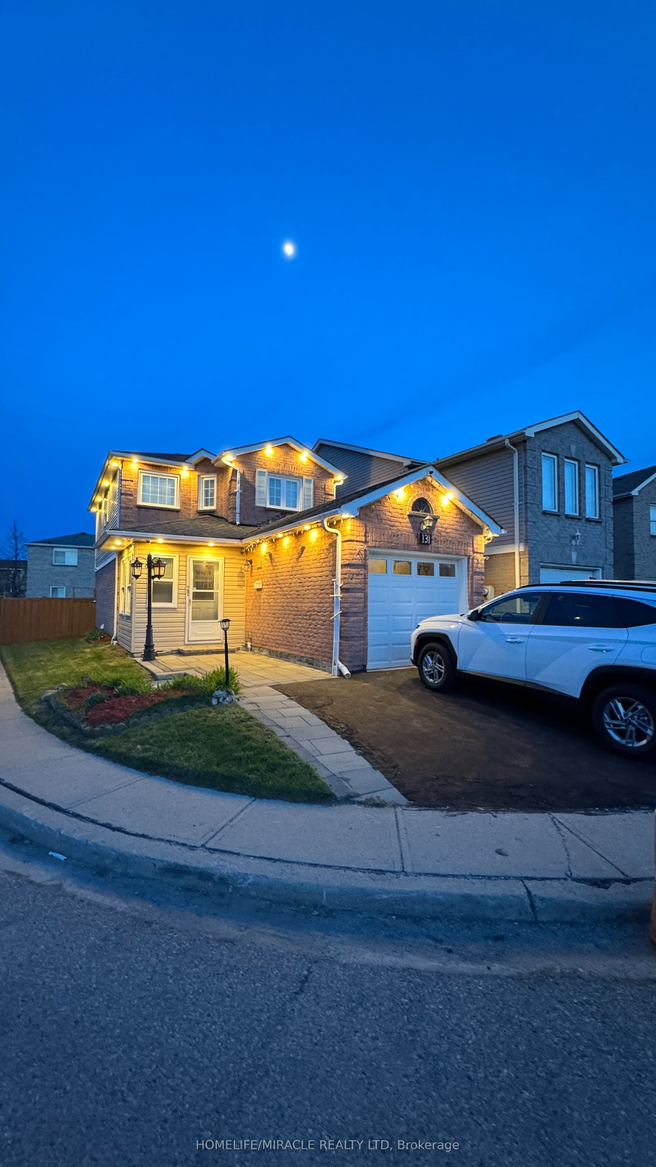 131 Plumrose Pathway — photograph 3