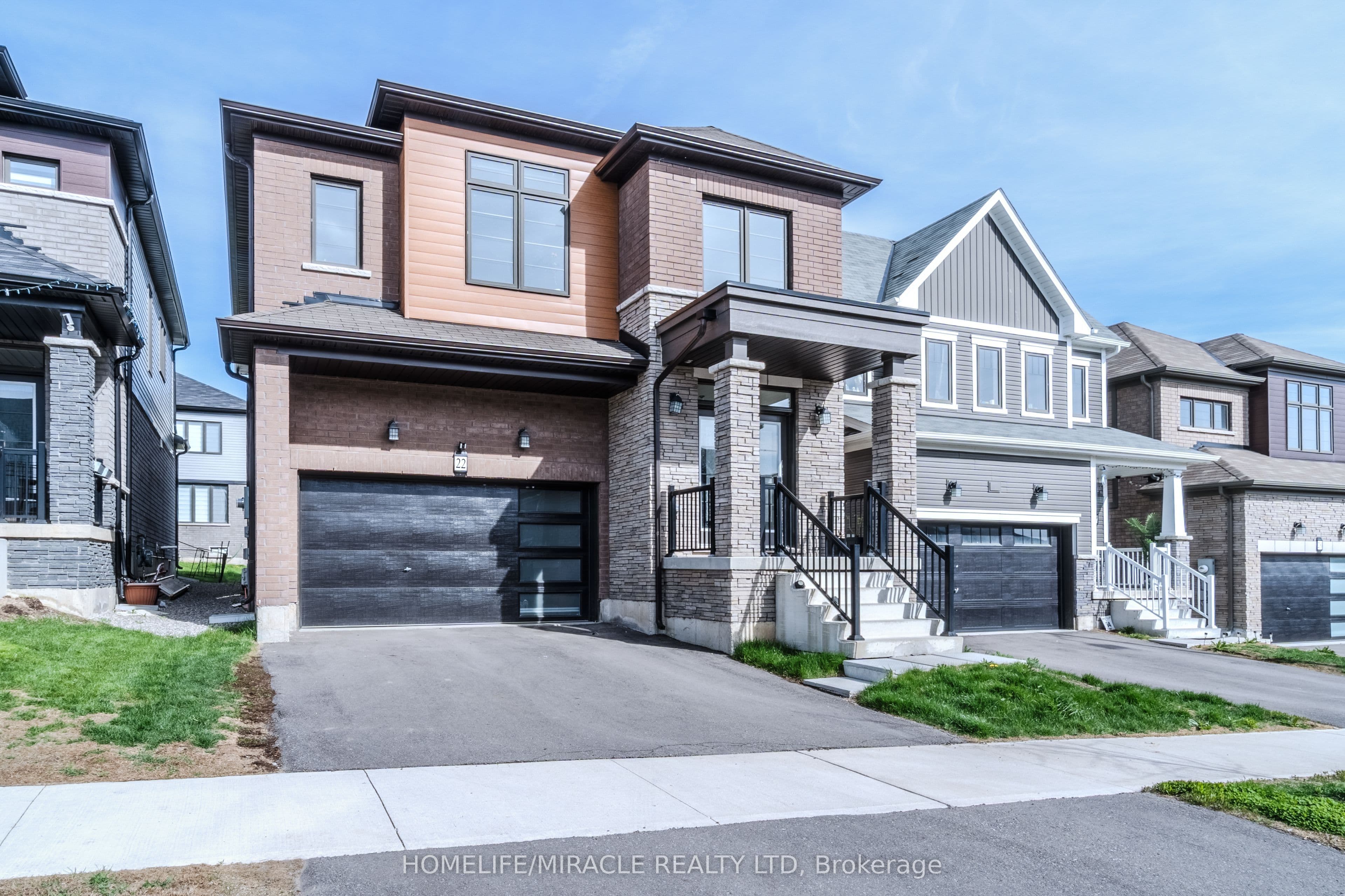 22 Santos Drive — photograph 2