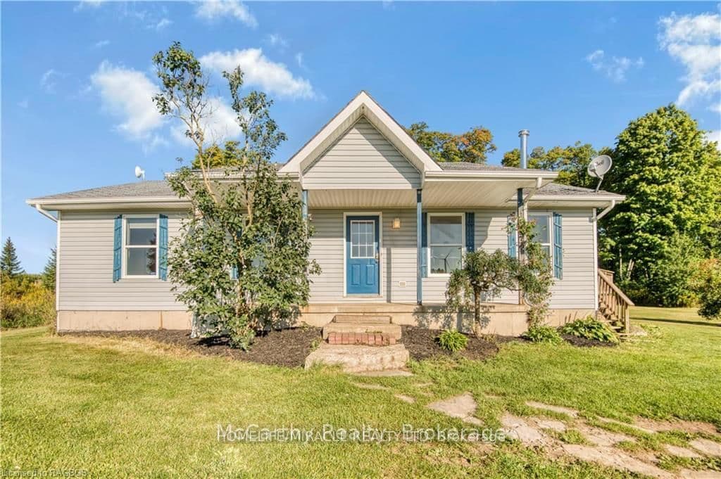 3 bedroom Bungalow built in 2005