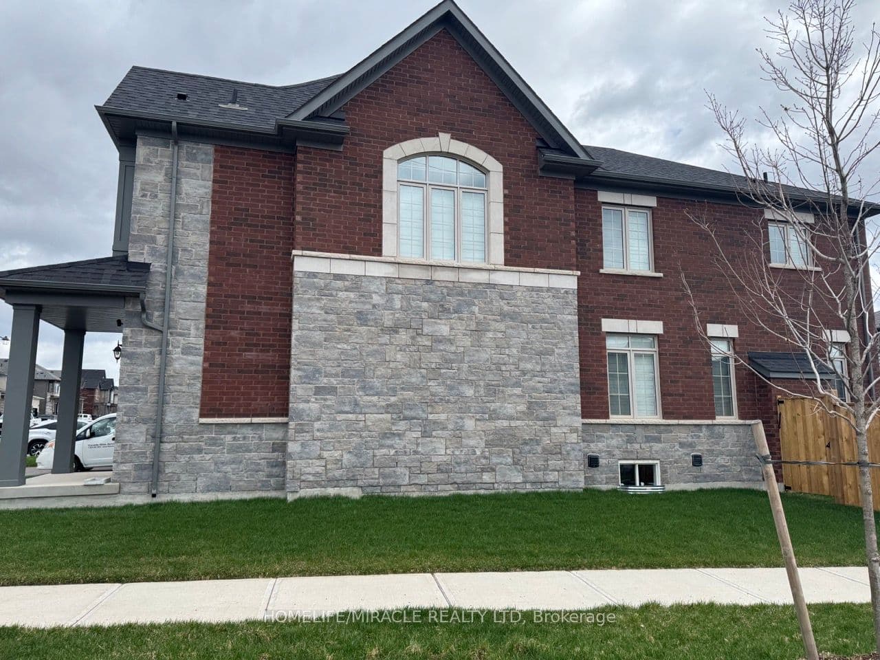 10 Ferguson Street — photograph 2