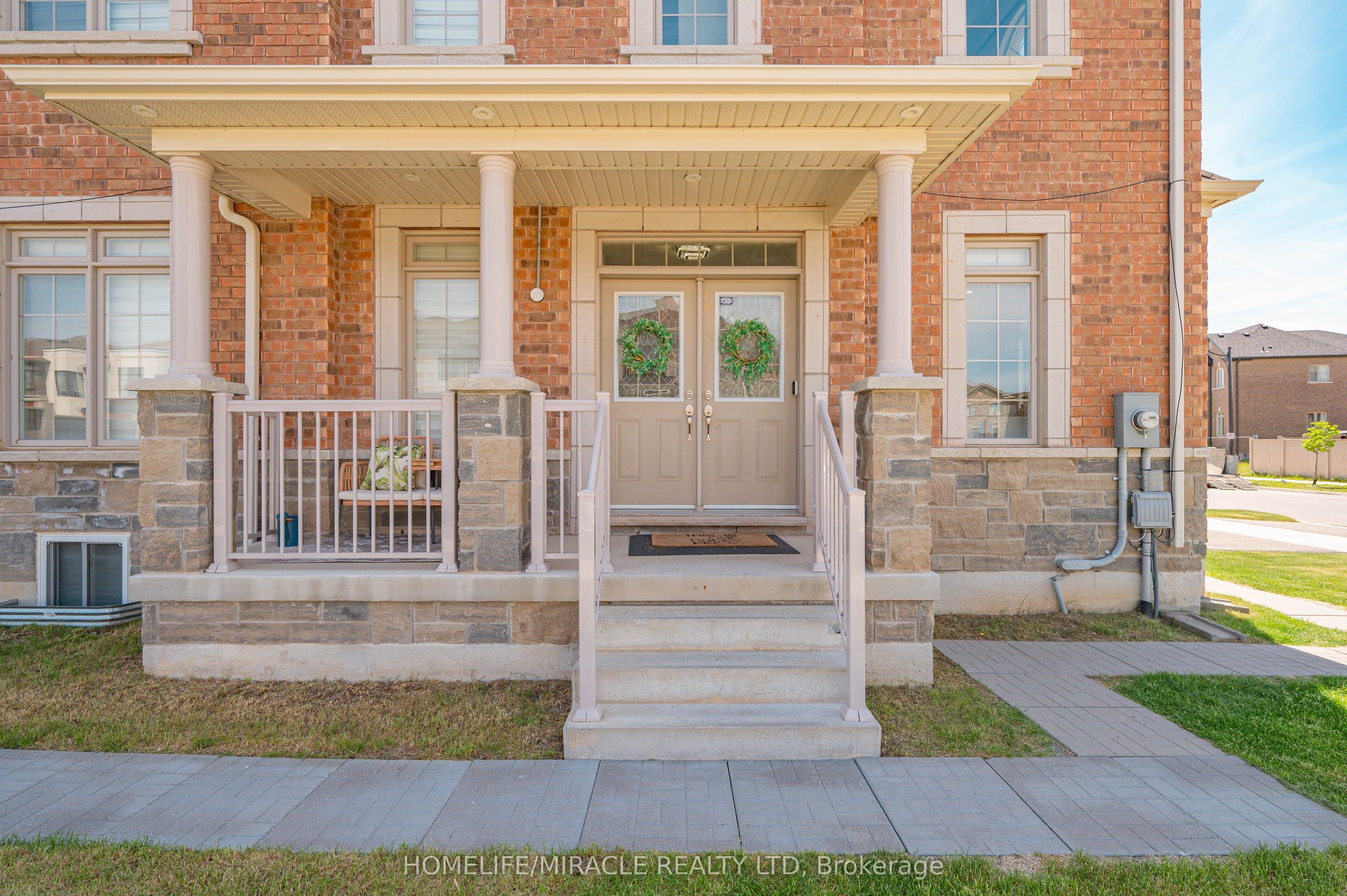 220 Great Falls Boulevard — photograph 5