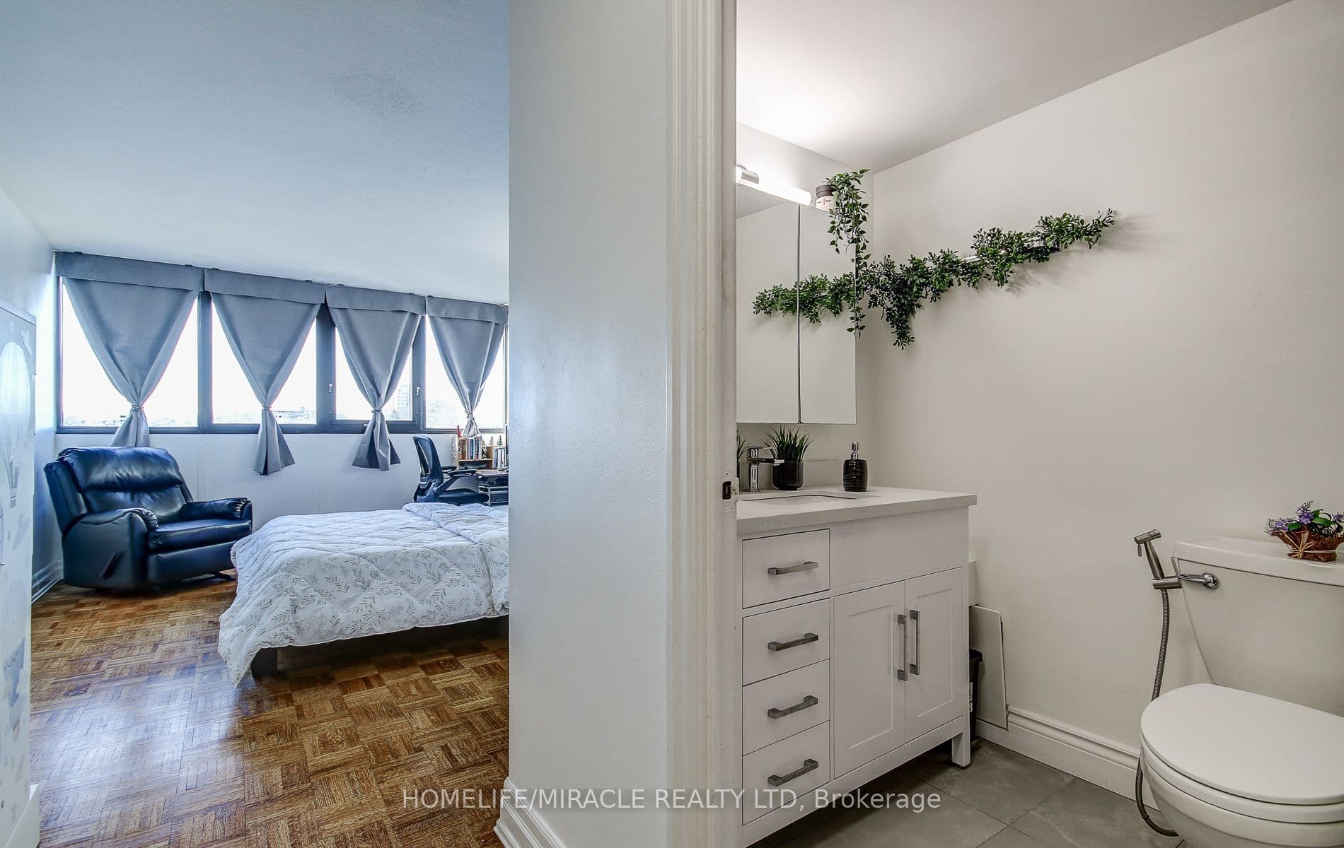 1333 Bloor Street #504 — photograph 5