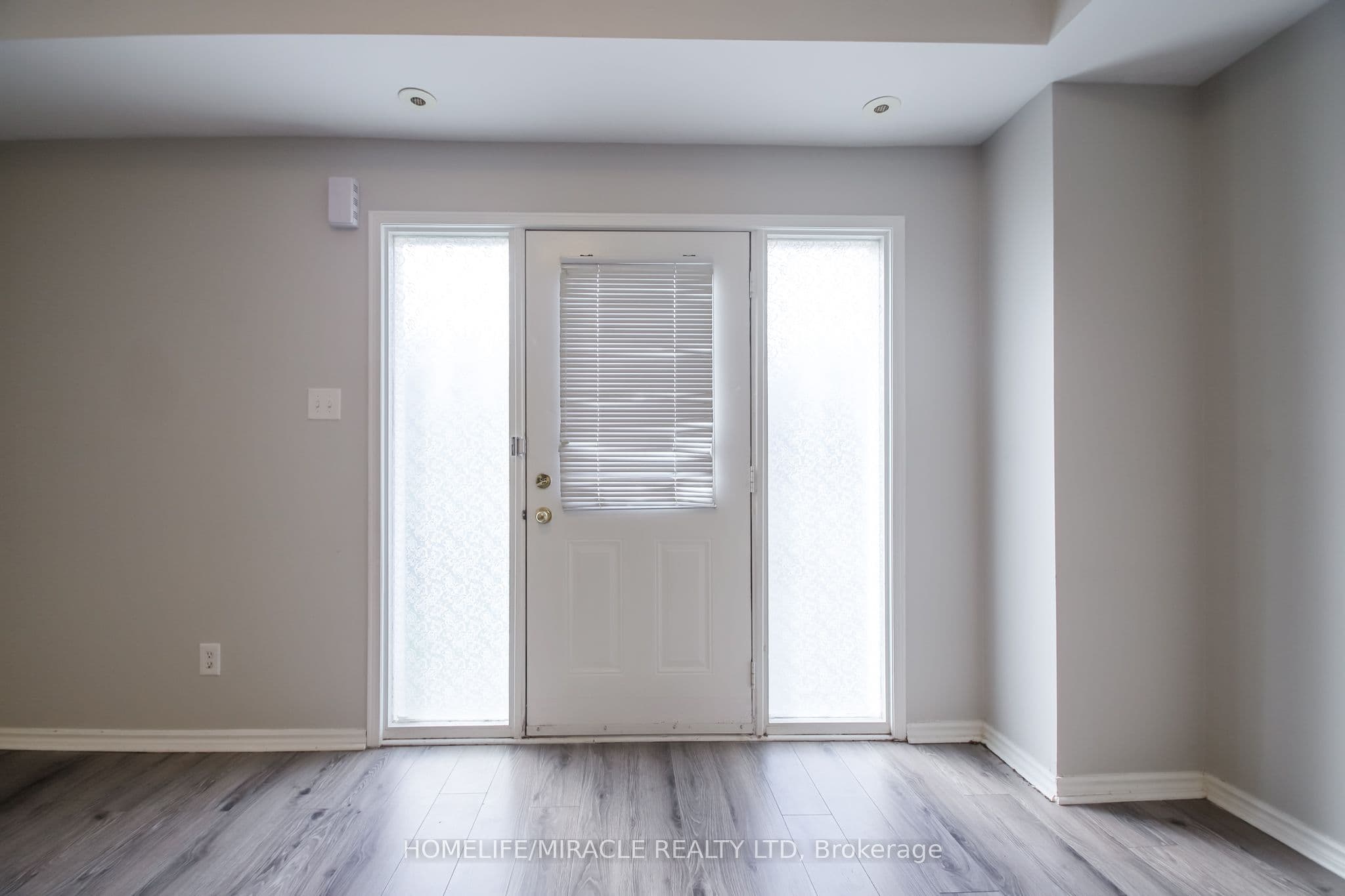3056 Eglinton Avenue #62 — photograph 5
