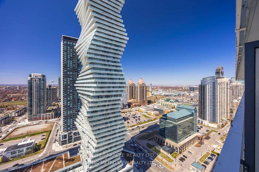 3883 Quartz Road #220, Mississauga
