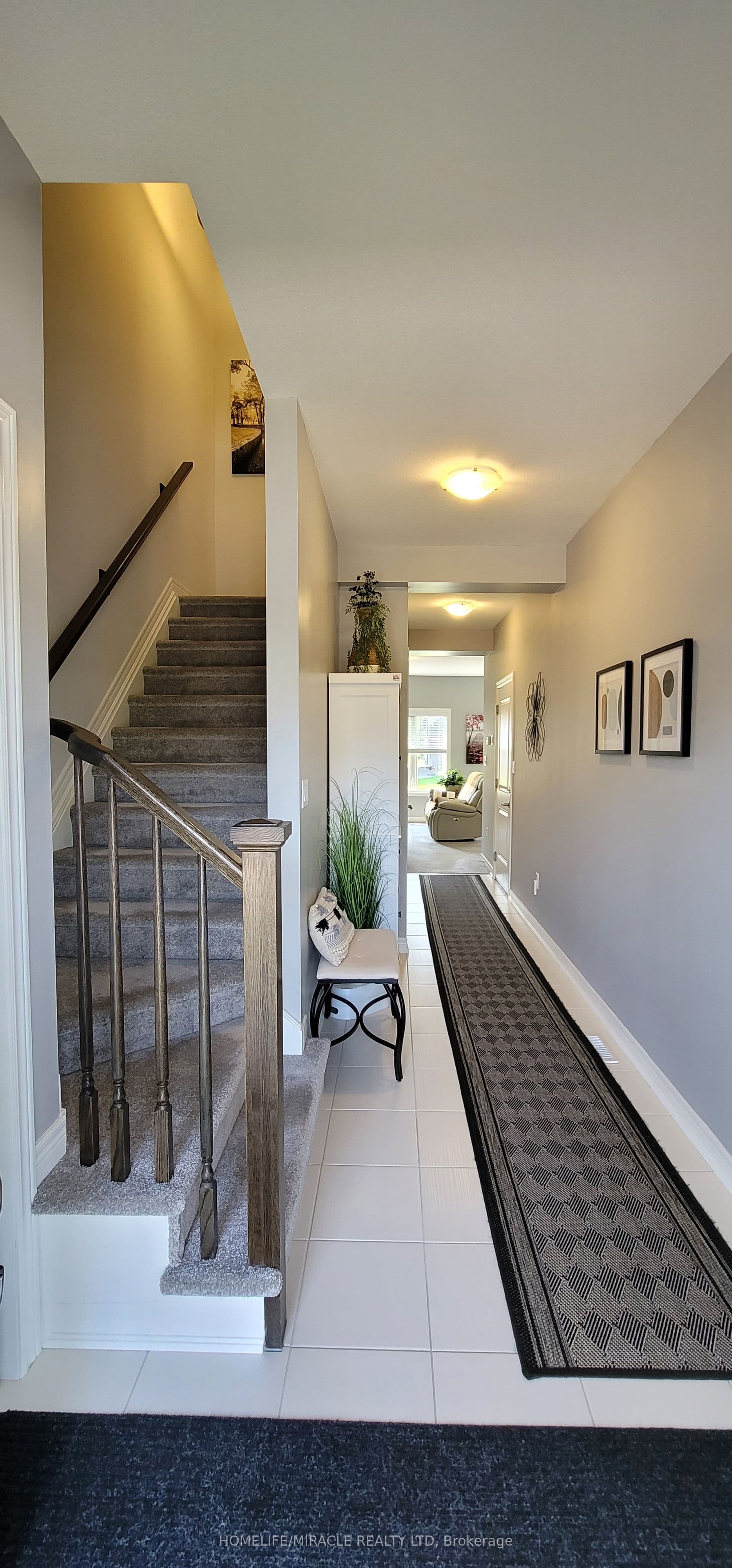50 Lymburner Street — photograph 2