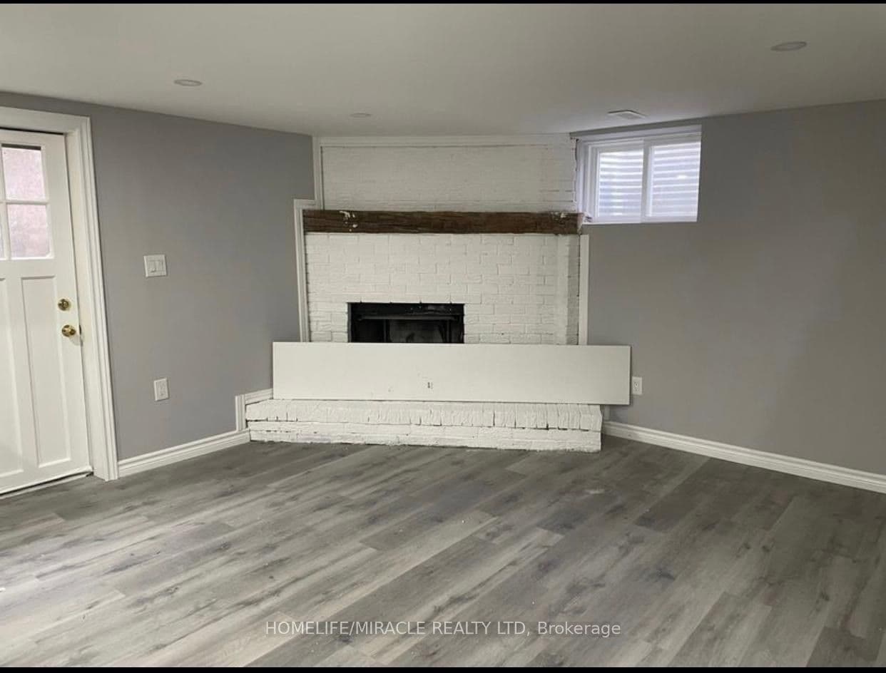 23 Jay Court #Lower, Kitchener